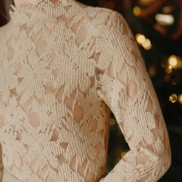 Apricot Elegant Women's Long Sleeve Hollow Out Stretchy T-Shirt - Picture 3 of 8